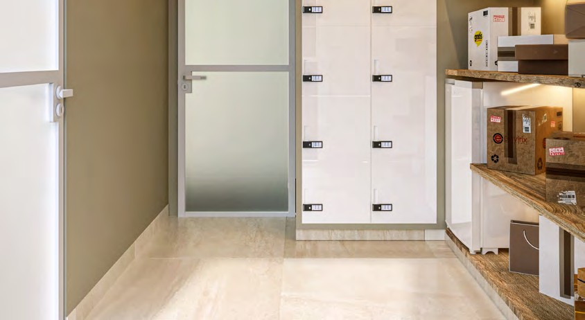 Espaço Delivery com armários inteligentes no Célis Park Maringá